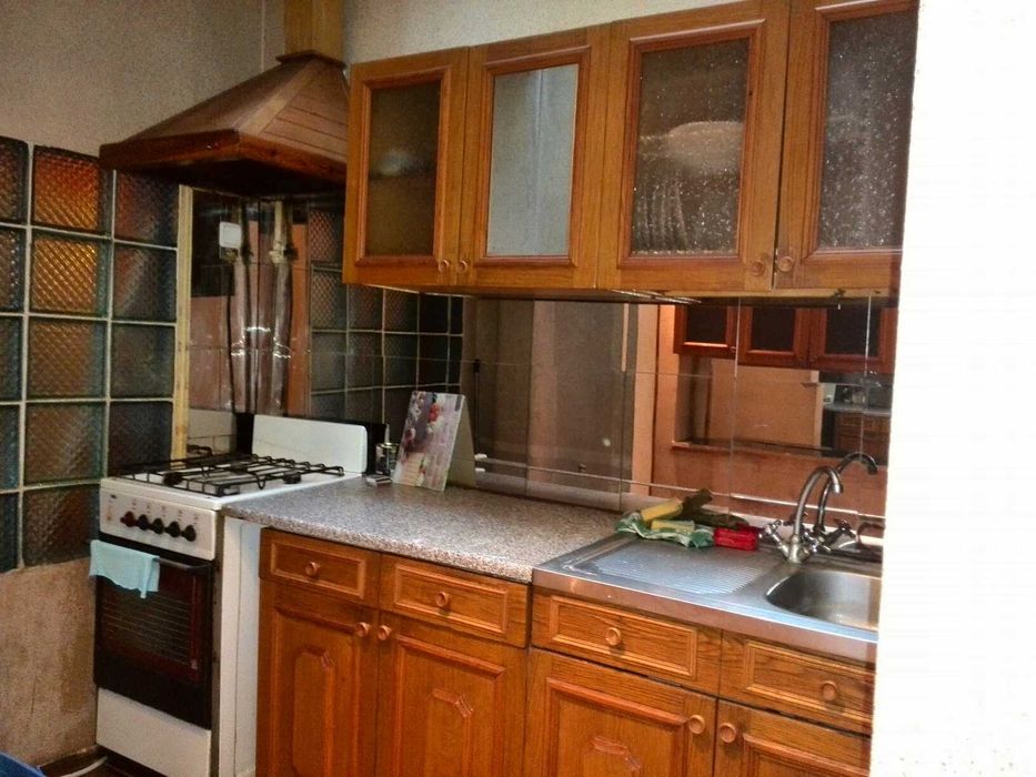 Сдам 2х ком квартиру в центре города! Комнаты раздельные!