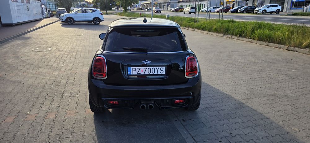 Mini Cooper S, 192 konie, 104 tys przebiegu 2019 rok.