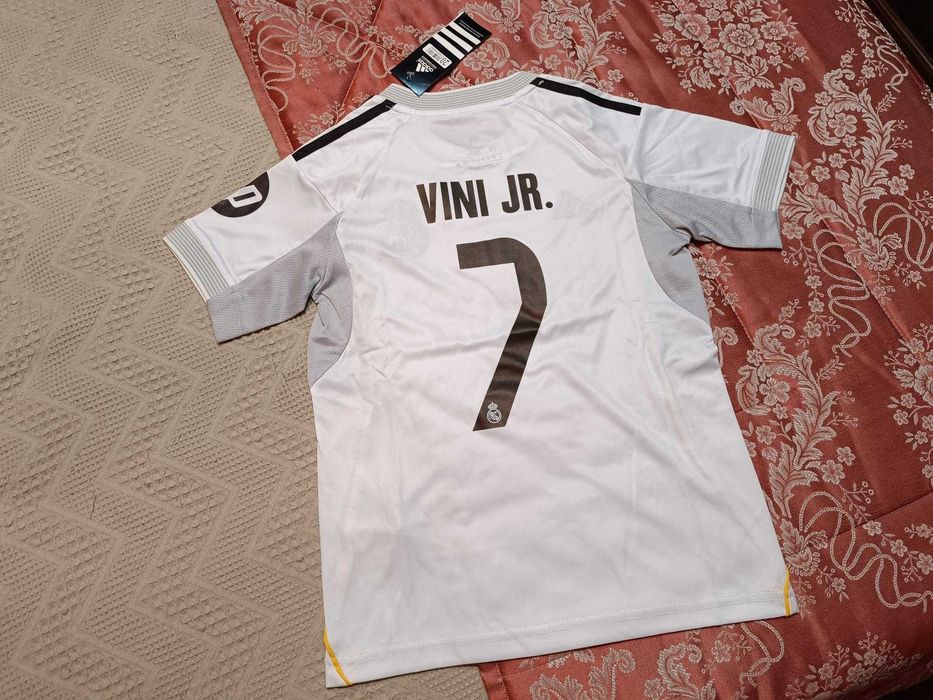 Camisola Criança Vini JR. Vinicius Equipamento Real Madrid | NOVO