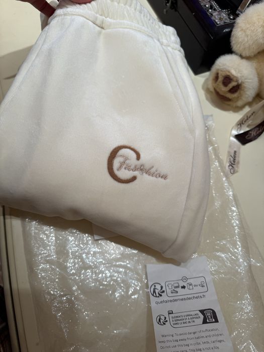 Штани жіночі з оф магазину. M -ка Puma