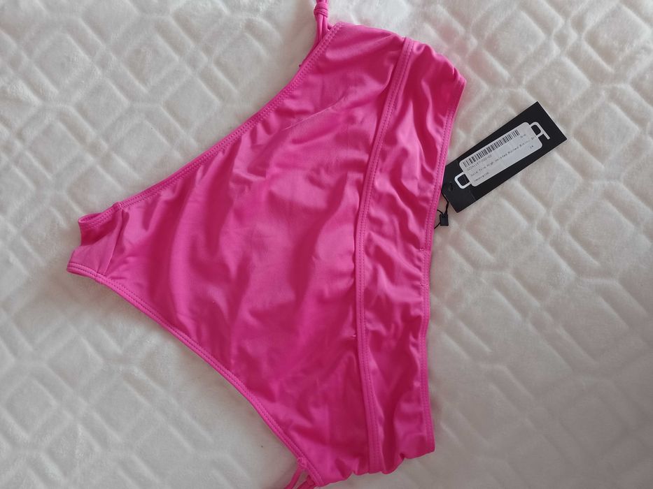 (42/XL) Bogato zdobione Majtki plażowe z Londynu, dół bikini, NOWY