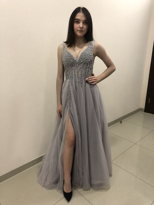 Випускне, вечірнє плаття