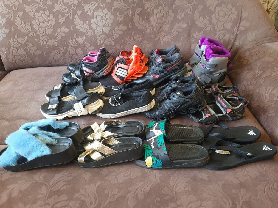 Комплект Кросівки ботинки сандалі тапки adidas nike merrell reebok
Ста