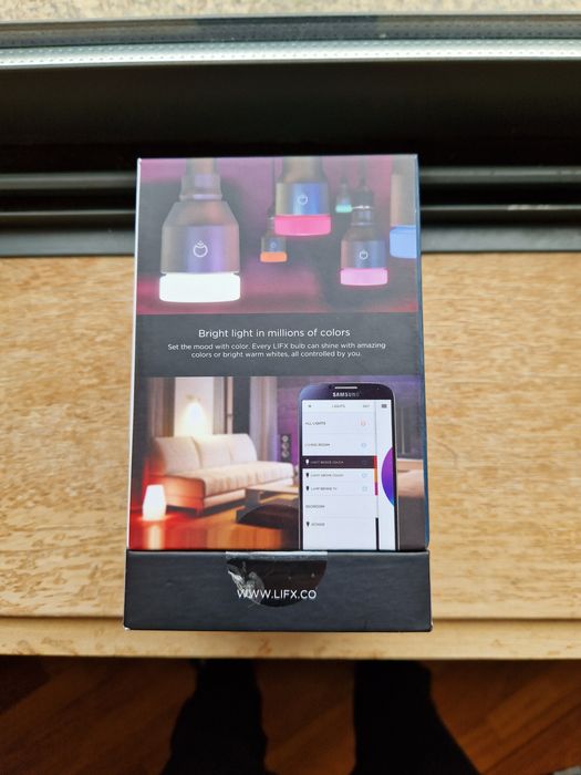 Lâmpada Inteligente LIFX 1000 com cor via Wi-Fi