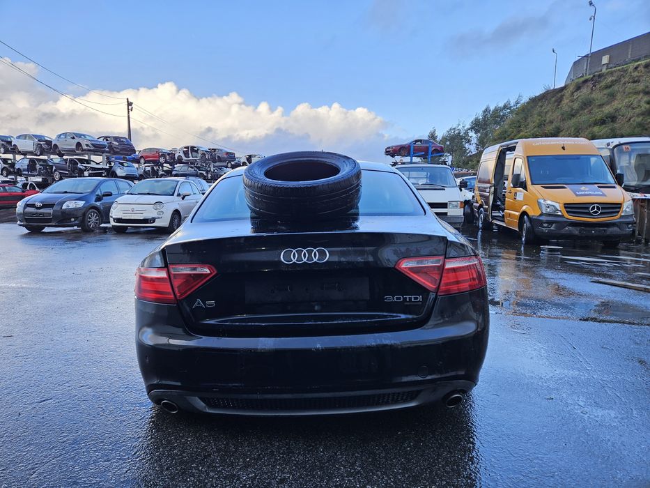 Audi A5 Coupé S Line 3.0 TDi Quattro de 2010 para peças