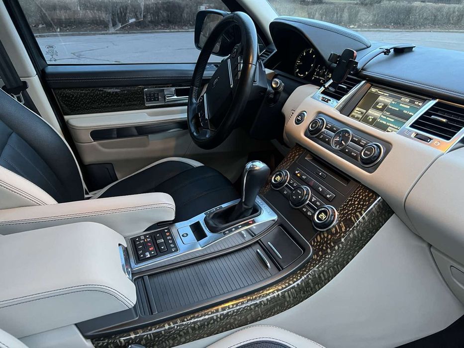 Land Rover Range Rover Sport 2013