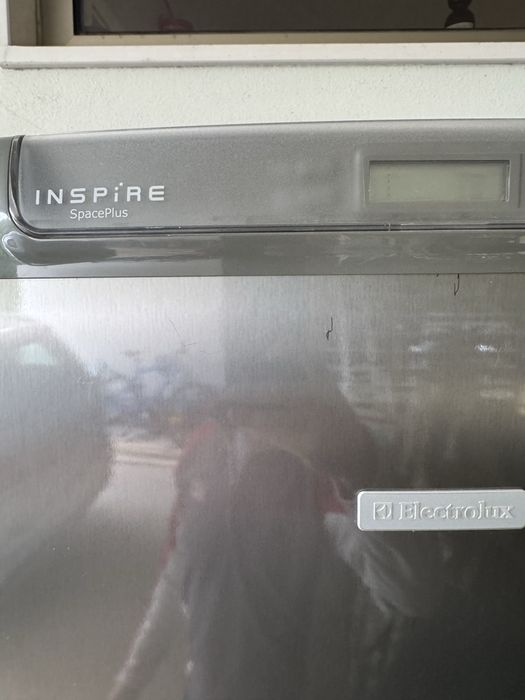 Frigorífico e arca vertical