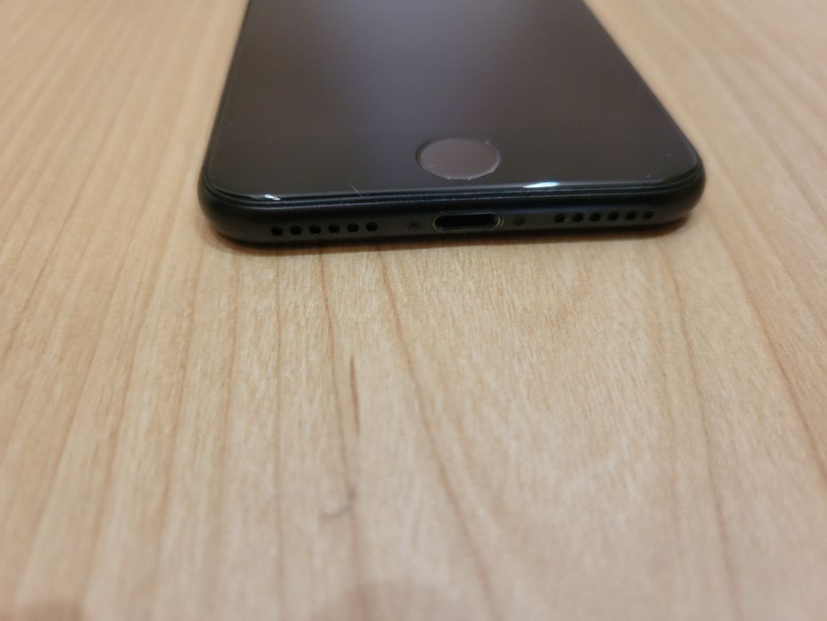 iPhone SE2 128Gb Black neverlock,ios 26.4.2