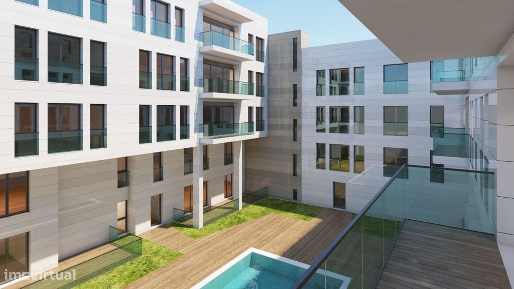 T3 em condomínio com piscina, jardim e ginásio