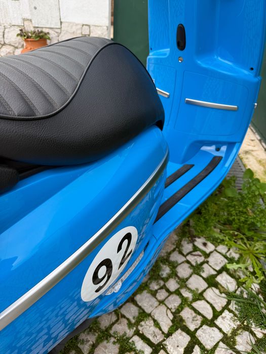 Scooter Peugeot Django 2017