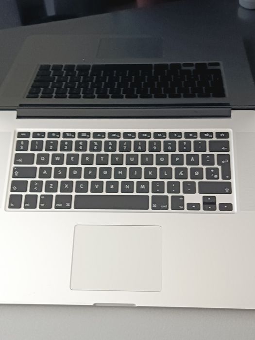 MacBook Pro (Intel-based). 2013