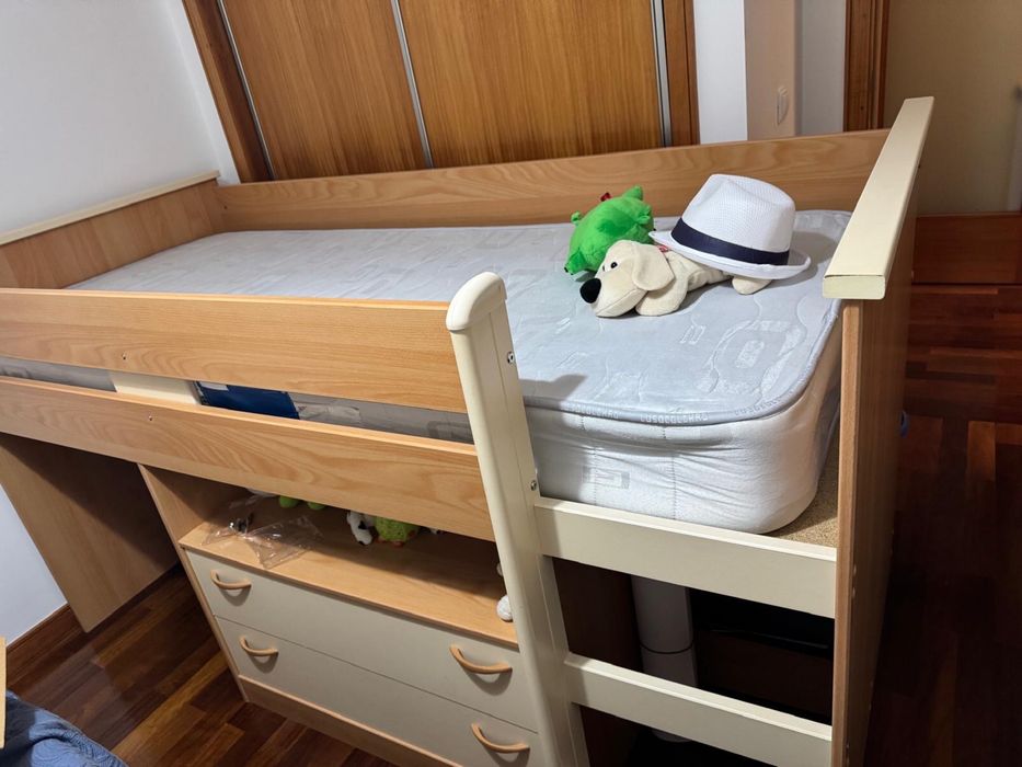 Cama Beliche com colchão