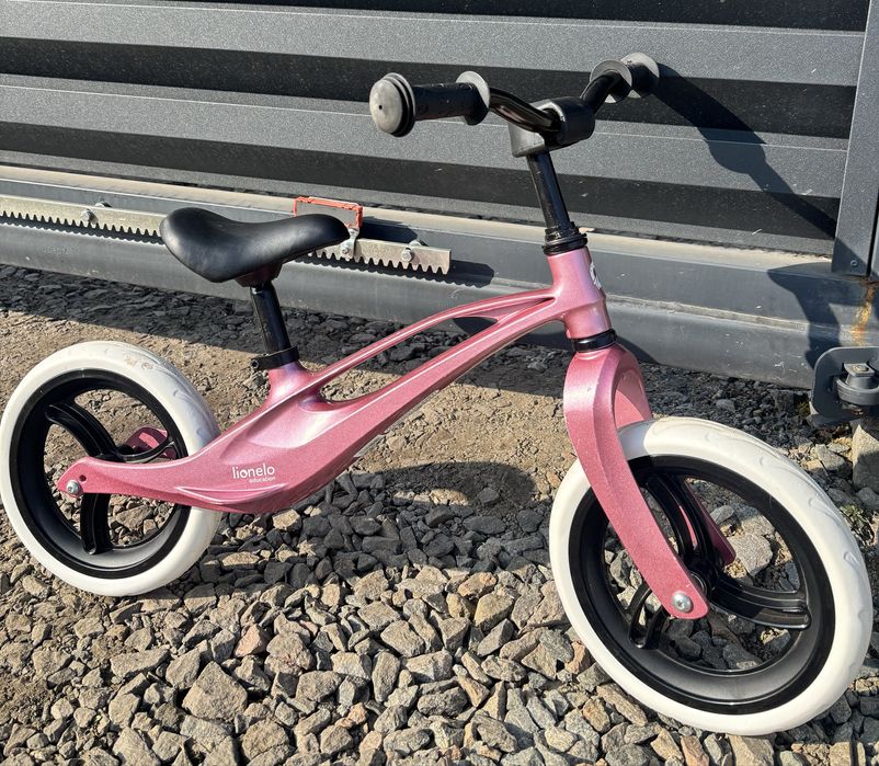 Біговел Lionelo Bart