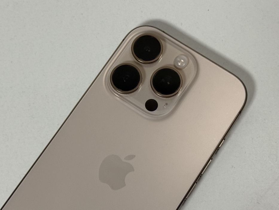 Apple iPhone 16 Pro 256GB Złoty - 89% Baterii - Gwarancja - Super Stan -