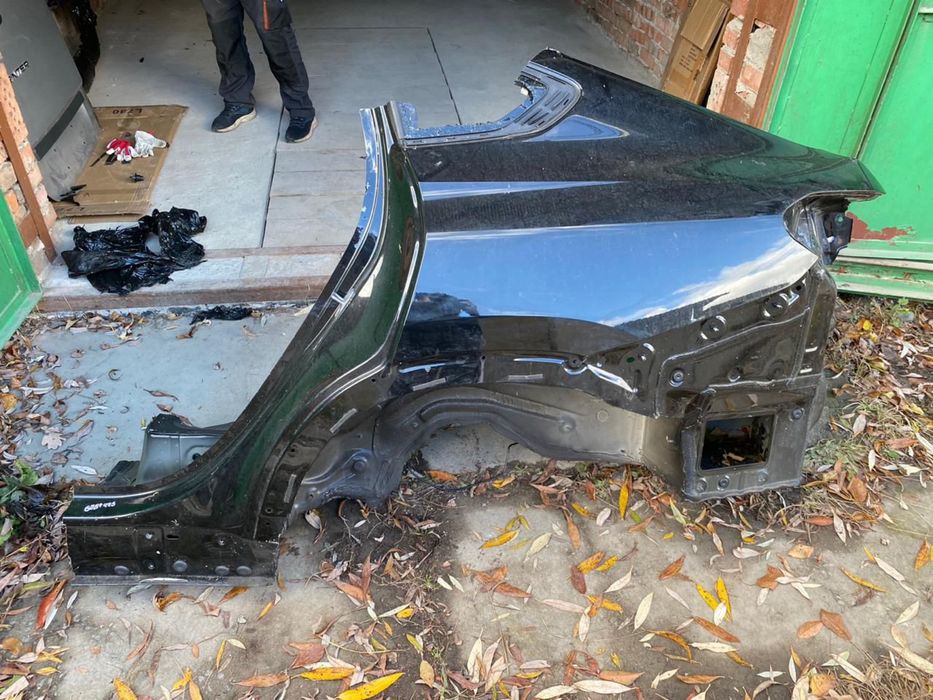 Заднє ліве крило четверть BMW G06 475