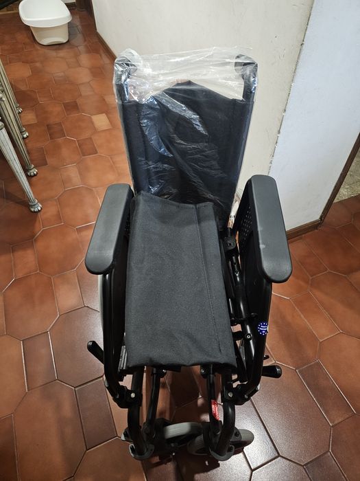 Cadeira de rodas Orthos XXI Celta Compact 3
