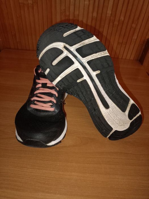 Жіночі Кросівки ASICS Gel-Stratus