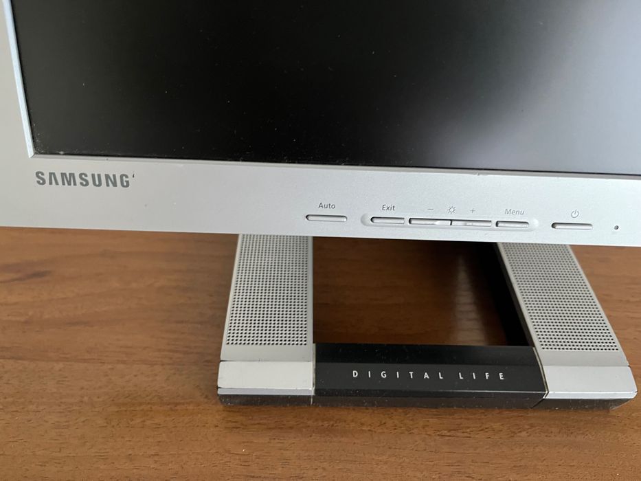 Монітор “Samsung” 15