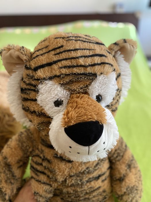 Bonecos de Peluche leao e tigre