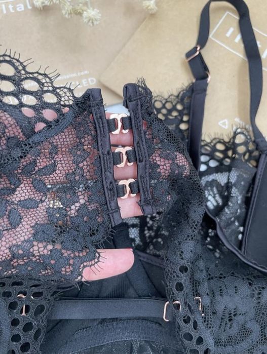 Красиве боді грація пенюар Hunkemoller розмір М  75C