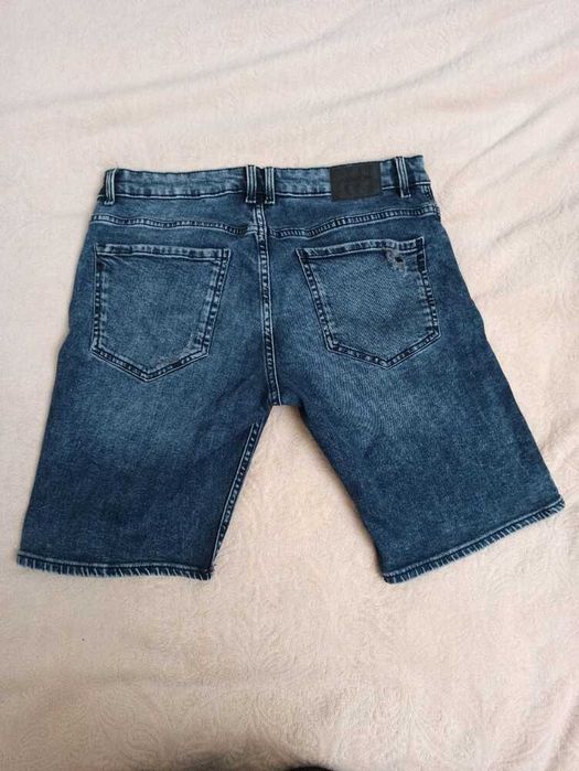 Шорты мужские джинсовые pull&bear в идеальном состоянии р. usa32/eur42