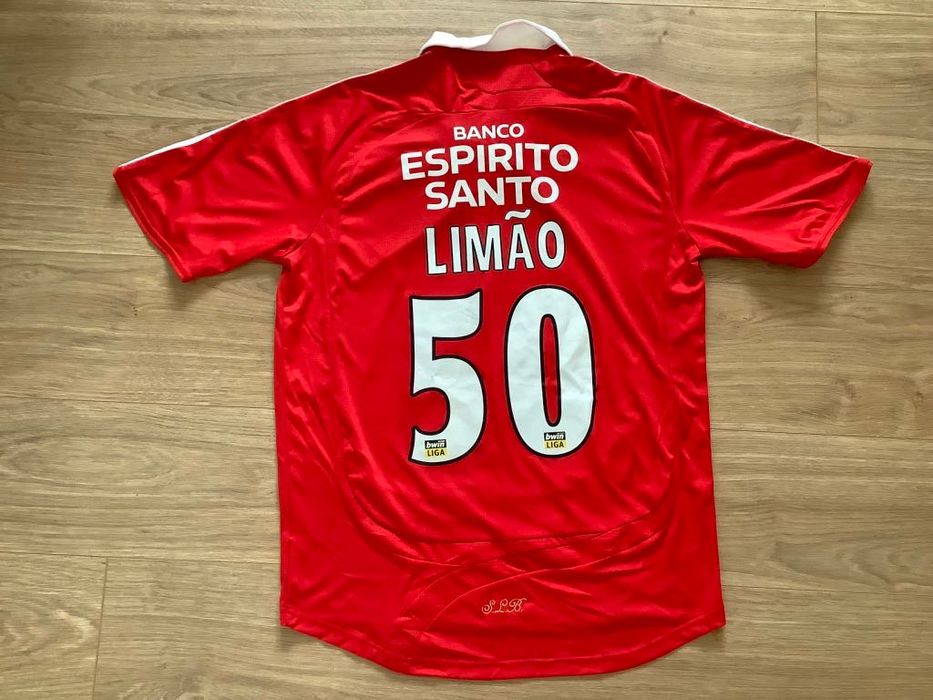 Camisola de futebol antiga usada SL Benfica