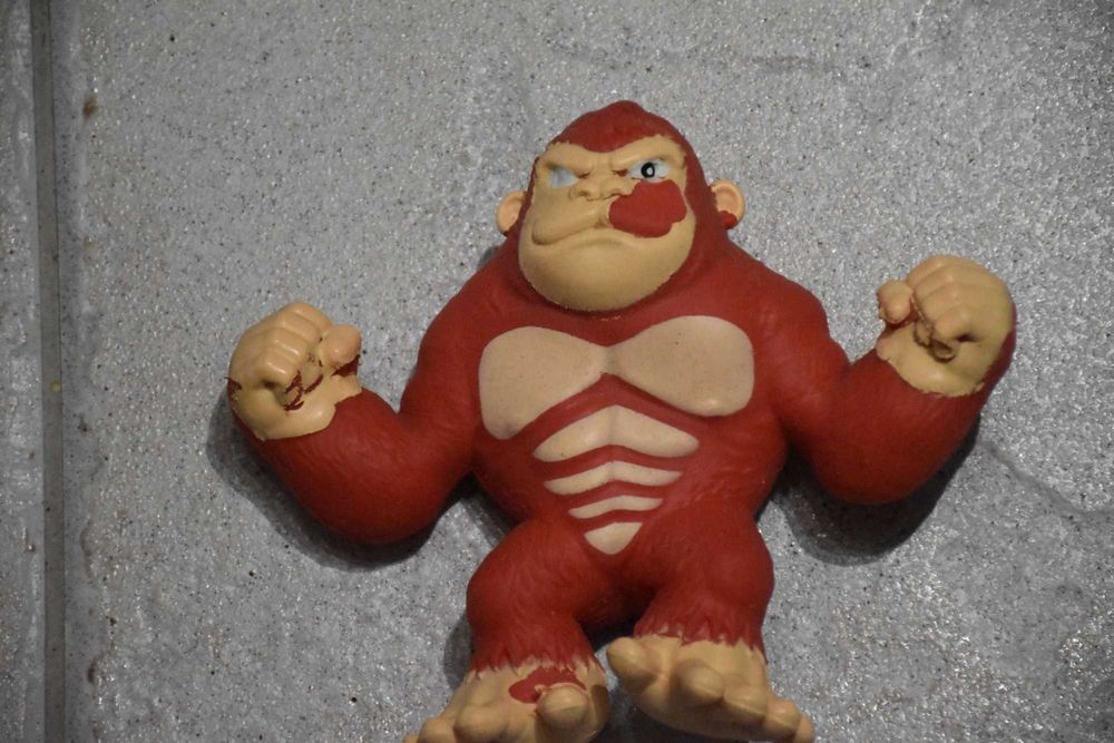 Gumowy goryl - gniotek