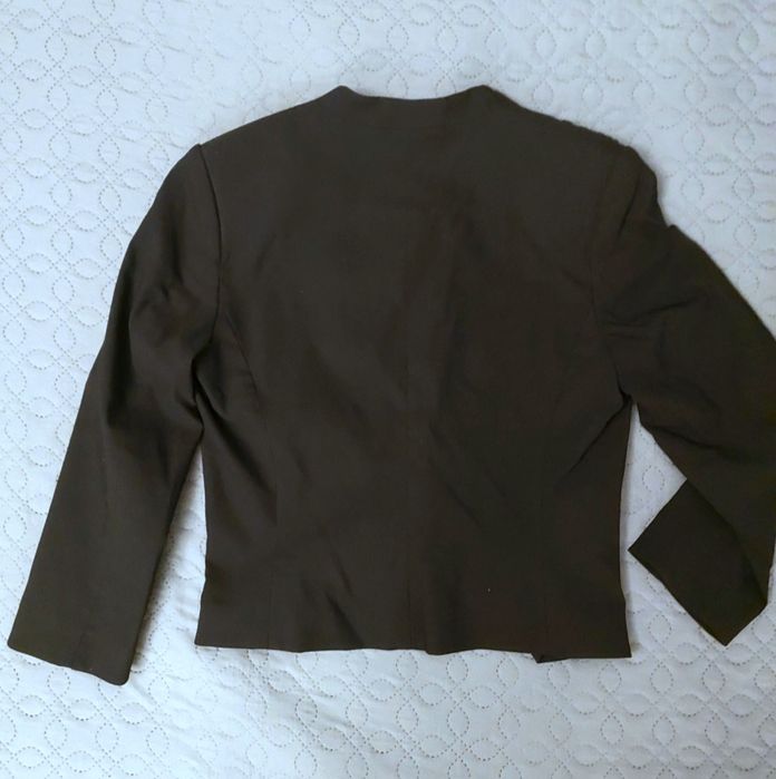 Krótka marynarka 36 H&M czarna ze zdobionym przodem nowa