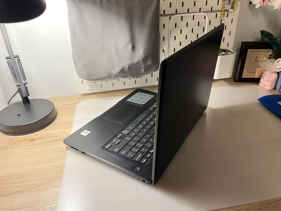 Laptop Dell Vostro
