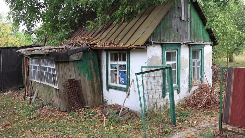Старий будинок під