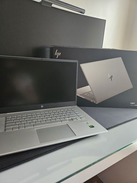 Hp envy 15 i7 16GB Ram 1TB