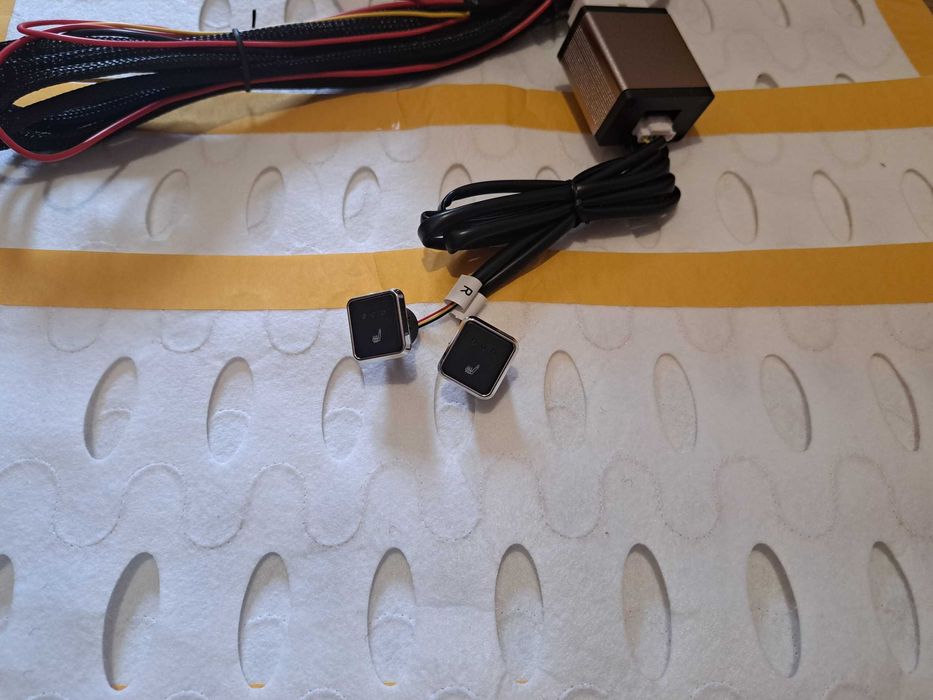 Пiдiгрiв сидiнь Подогрев сидений комплект на 2 сидения