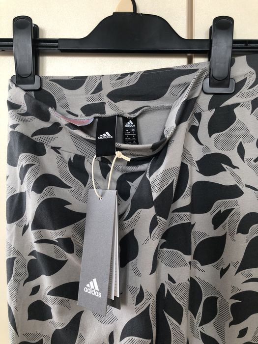 Leginsy Adidas rozm 164 Nowe
