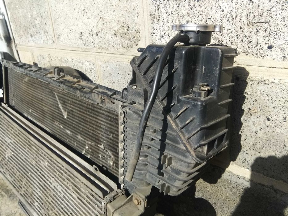 радиатор охлаждения Мерседес Спринтер с интеркулером