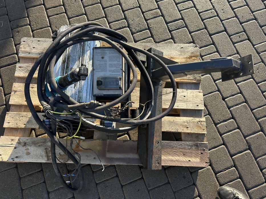 Генератор Frigoblock G24 автомобільна холодильна установка