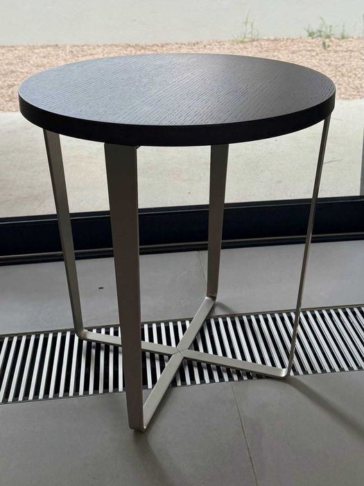 Mesa Apoio Porada Rosie