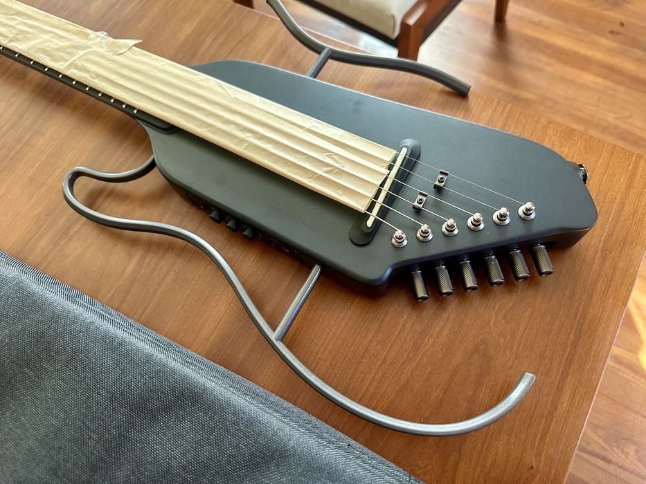 Guitarra electrica DONNER HUSH I nova