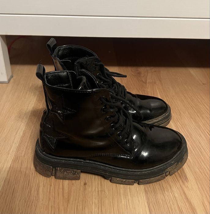 Botki wiosenne błyszczce Primark 32