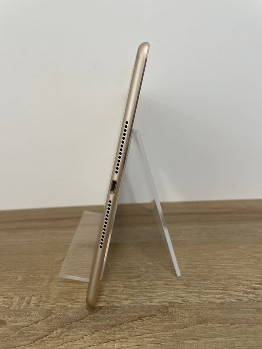 iPad Air 2 64Gb,, WI-Fi .