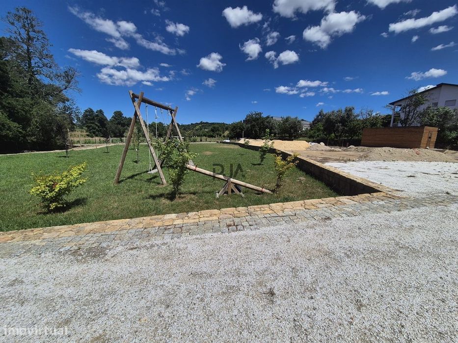 Terreno para construção de prédio com 6 fogos em Viseu
