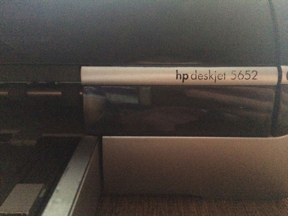 Принтер HP deskjet 5652