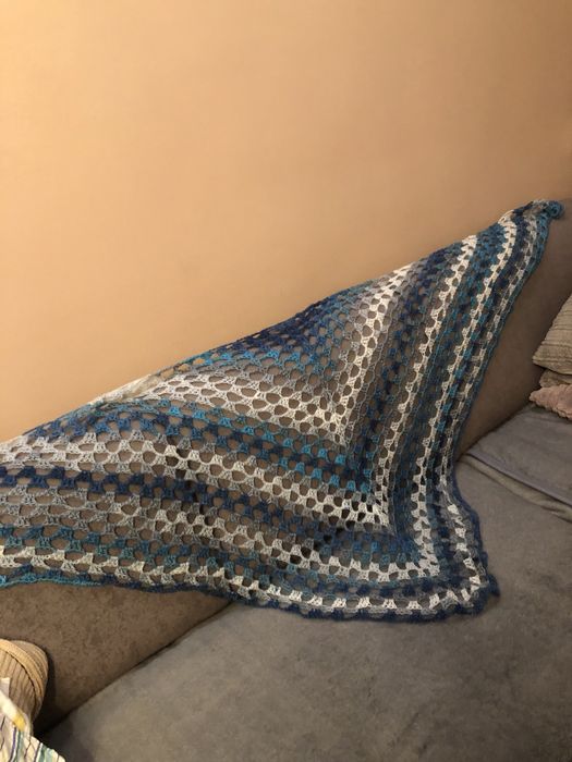 Ręcznie robiona chusta