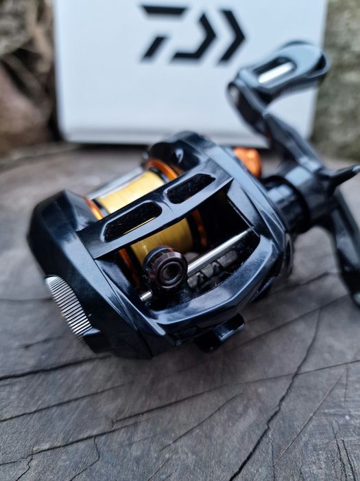 Kołowrotek Daiwa Alphas CT  SV 70SHL + Szpula AMO, Tuning SLP Works