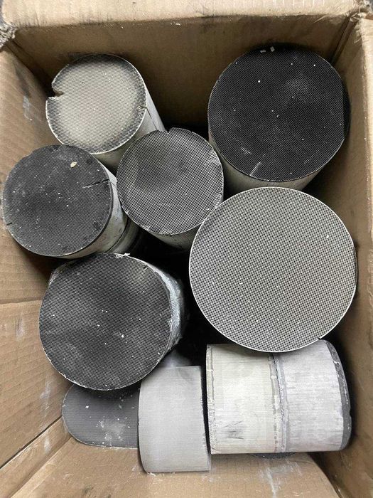 Здати каталізатор продати катализатор прийом сажевих фільтрів - дорого