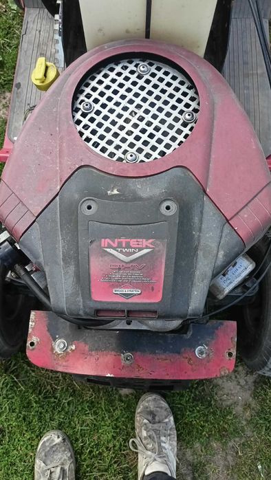 Silnik briggs stratton v2 twin
