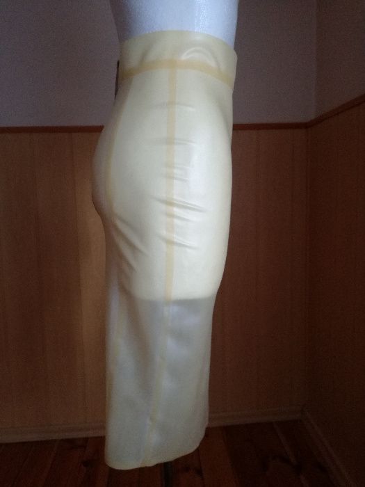 Latex 100% spódnica ołówkowa roz.36 ( S ) K. Transparentny