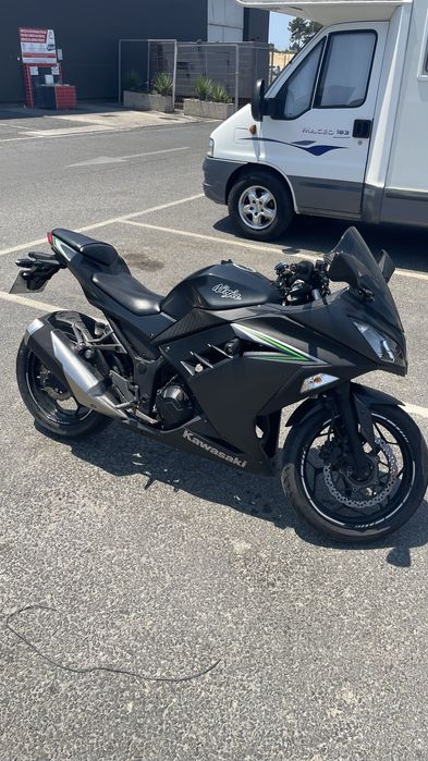Kawasaki Ninja 300 ABS 2016 | 48.000 km | Revisão Feita | Corrente e Pneu Novo