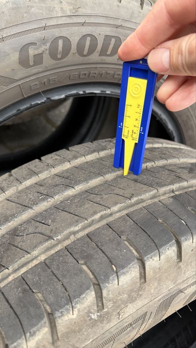 Opony Goodyear Ford custom/ dostawcze