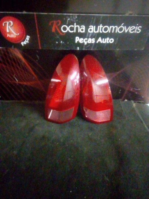 Farolim Stop Esq Alfa Romeo 147 (937_)