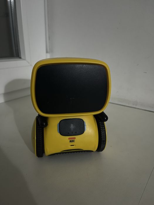 Ат-робот умный музыкальный